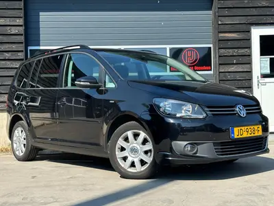 Volkswagen Touran - Thumbnail 3