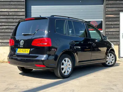 Volkswagen Touran - Thumbnail 5