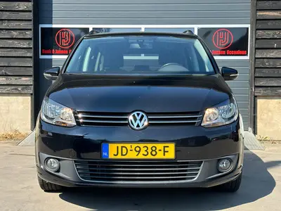 Volkswagen Touran - Thumbnail 6