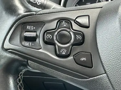 Opel Astra - Thumbnail 20