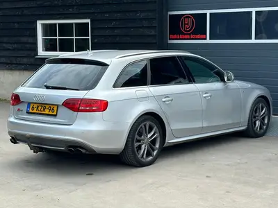 Audi S4 - Thumbnail 30