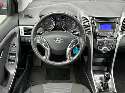 Hyundai i30 - Thumbnail 15