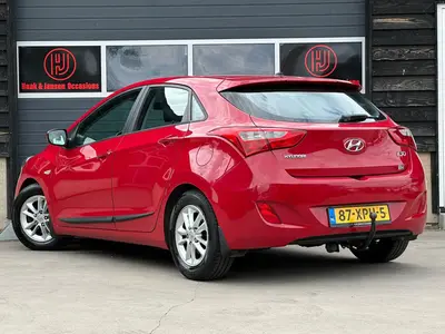 Hyundai i30 - Thumbnail 4