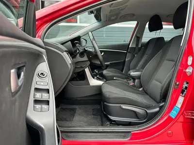 Hyundai i30 - Thumbnail 10