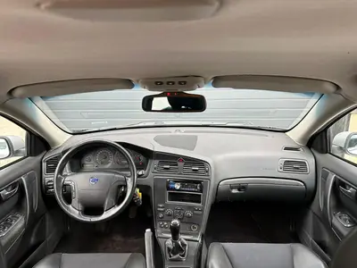 Volvo V70 - Thumbnail 12