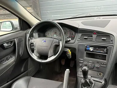 Volvo V70 - Thumbnail 14