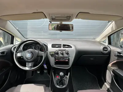 SEAT Leon - Thumbnail 12