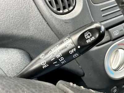 Toyota Yaris Verso - Thumbnail 23