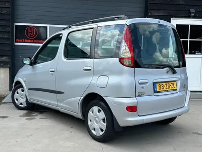 Toyota Yaris Verso - Thumbnail 4