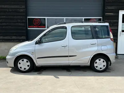 Toyota Yaris Verso - Thumbnail 9