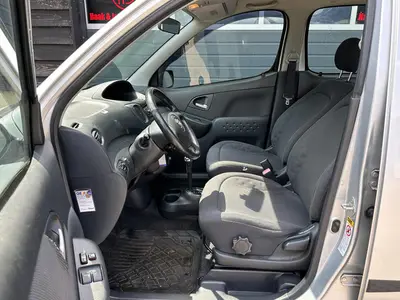 Toyota Yaris Verso - Thumbnail 10