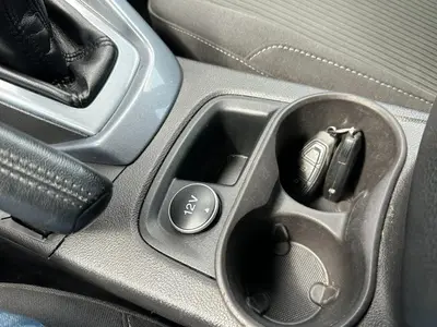 Ford Focus - Thumbnail 19