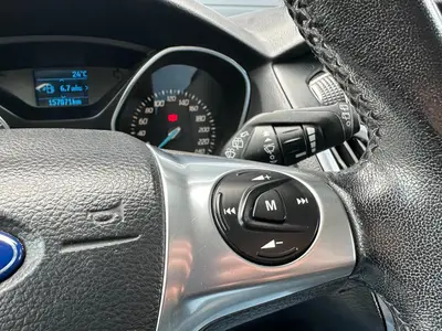 Ford Focus - Thumbnail 22