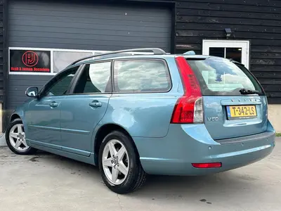 Volvo V50 - Thumbnail 5