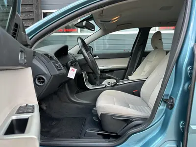 Volvo V50 - Thumbnail 10