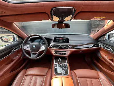BMW 7 Serie - Thumbnail 13