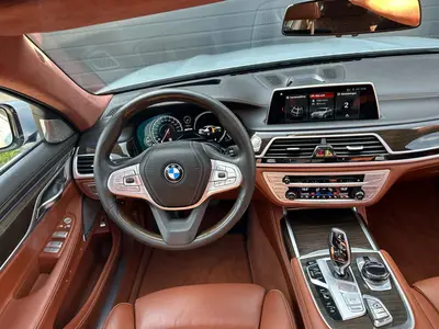 BMW 7 Serie - Thumbnail 16