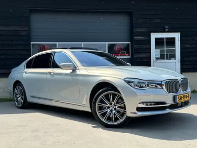 BMW 7 Serie - Thumbnail 3