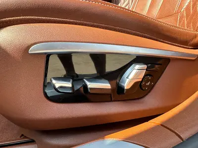 BMW 7 Serie - Thumbnail 30