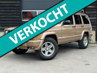 Jeep Cherokee - Thumbnail 2