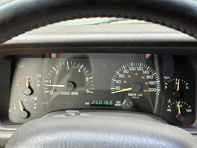 Jeep Cherokee - Thumbnail 27