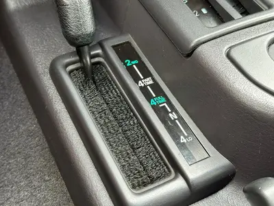 Jeep Cherokee - Thumbnail 30