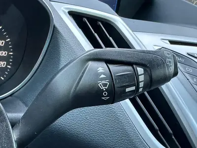 Ford C-MAX - Thumbnail 21