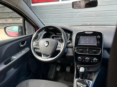 Renault Clio - Thumbnail 14