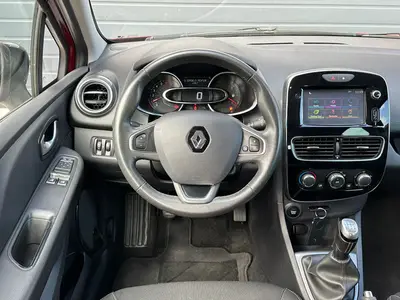 Renault Clio - Thumbnail 15