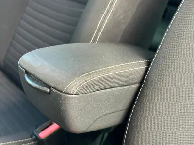 Renault Clio - Thumbnail 29