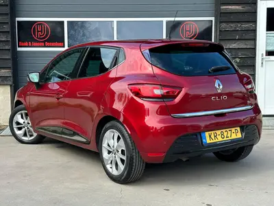 Renault Clio - Thumbnail 4