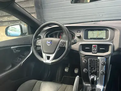 Volvo V40 - Thumbnail 14