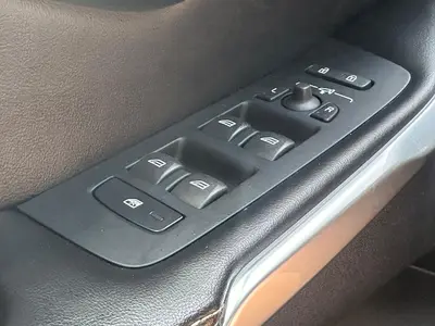 Volvo V40 - Thumbnail 16