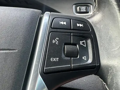 Volvo V40 - Thumbnail 19