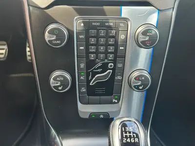 Volvo V40 - Thumbnail 24