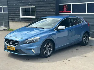 Volvo V40 - Thumbnail 28