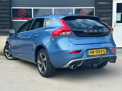 Volvo V40 - Thumbnail 4
