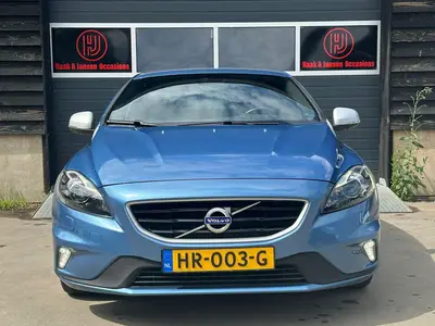 Volvo V40 - Thumbnail 8