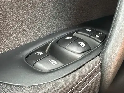 Nissan QASHQAI - Thumbnail 29