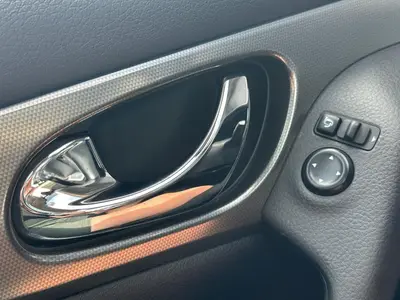 Nissan QASHQAI - Thumbnail 30