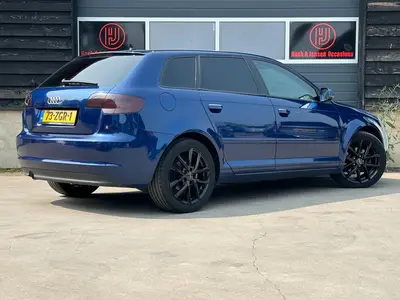 Audi A3 - Thumbnail 4