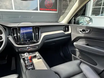 Volvo XC60 - Thumbnail 14