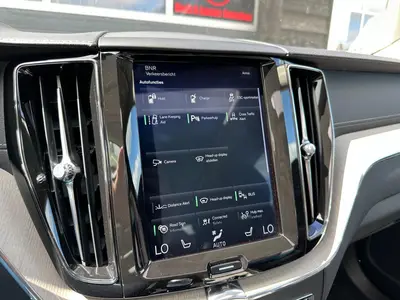 Volvo XC60 - Thumbnail 19