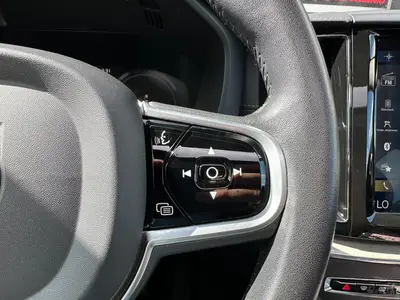 Volvo XC60 - Thumbnail 26