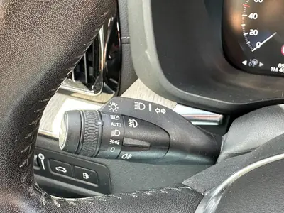 Volvo XC60 - Thumbnail 29