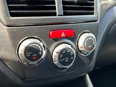 Subaru Impreza - Thumbnail 17