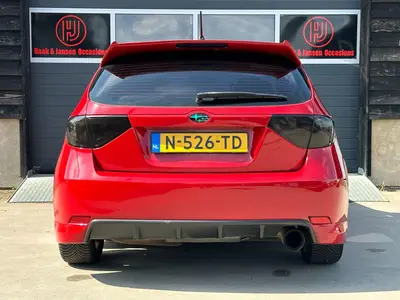 Subaru Impreza - Thumbnail 7