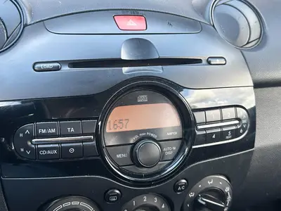 Mazda 2 - Thumbnail 17