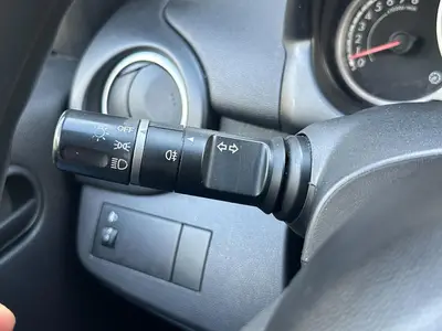 Mazda 2 - Thumbnail 22