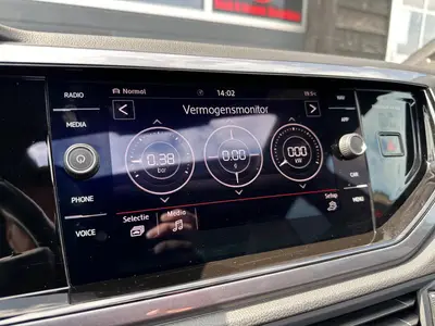 Volkswagen Polo - Thumbnail 20